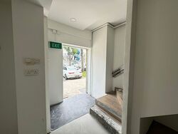 Toa Payoh Central (D12), Shop House #487033701